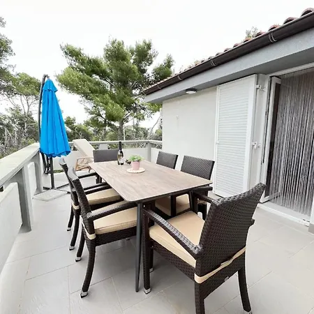 Apartment Alena