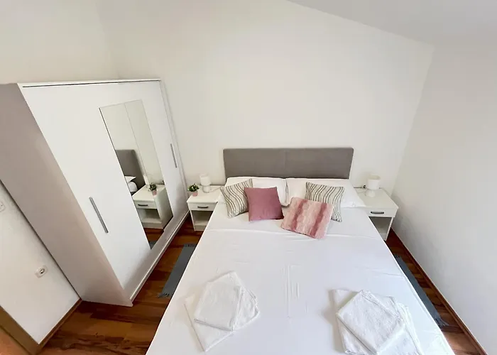 Apartment Alena