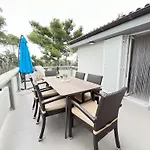Alena Apartamento *